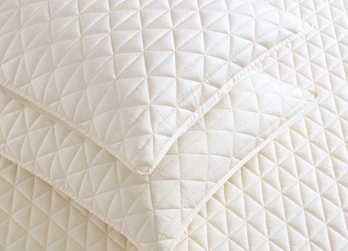 Arctic Diamond Coverlet and Shams in Ivory. #choose-your-color_ivory