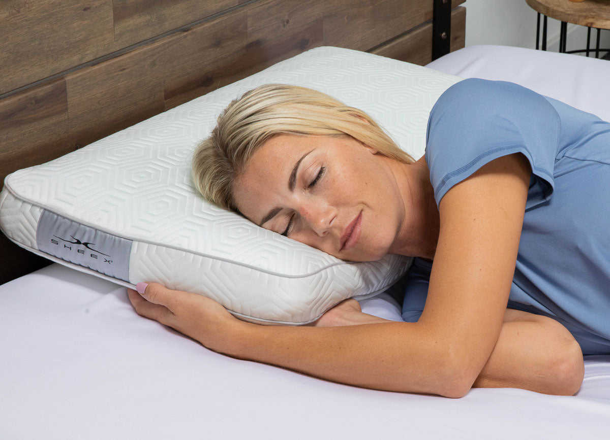 Temperature Regulating Pillows with Cooling Features