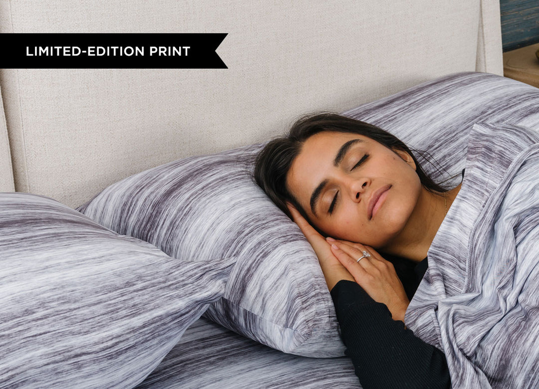 ORIGINAL PERFORMANCE Pillowcases shown in shadow stripe graphite #choose-your-color_graphite-shadow-stripe