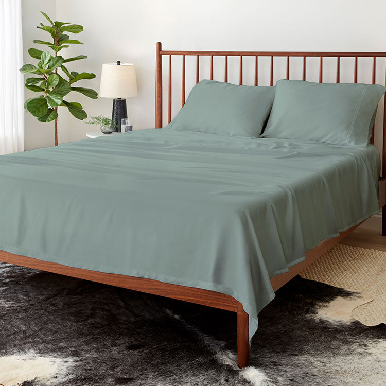 Lifestyle of ARCTIC AIRE•MAX Sheet Set shown in Aloe #choose-your-color_aloe