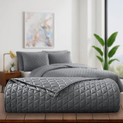 Arctic Diamond Coverlet in Charcoal. #choose-your-color_charcoal
