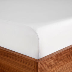 Original Performance Fitted Sheet on bed in Bright White #choose-your-color_bright-white