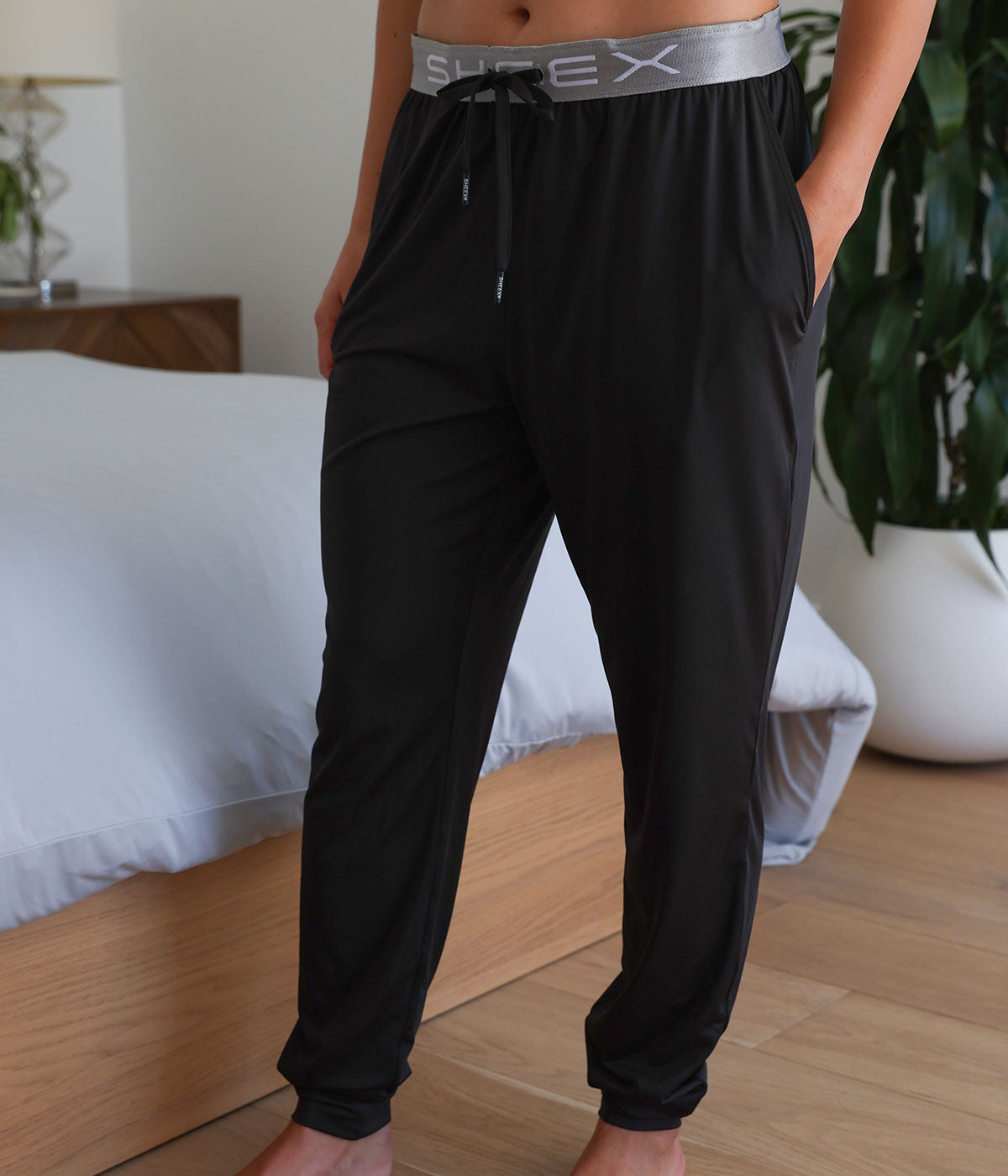 SHEEX Women's Modern Jogger black#choose-your-color_black