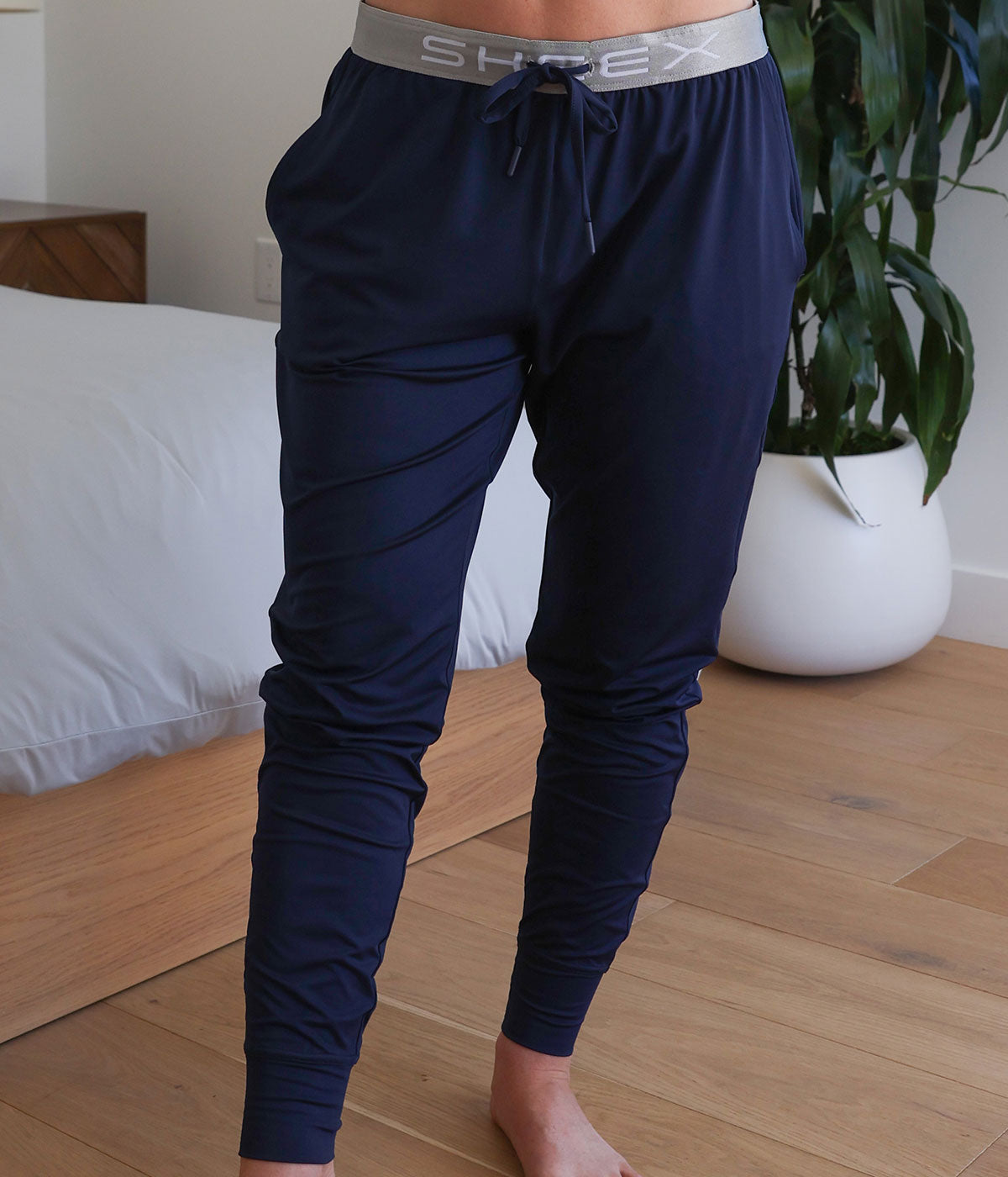 SHEEX Women's Modern Jogger in navy#choose-your-color_navy