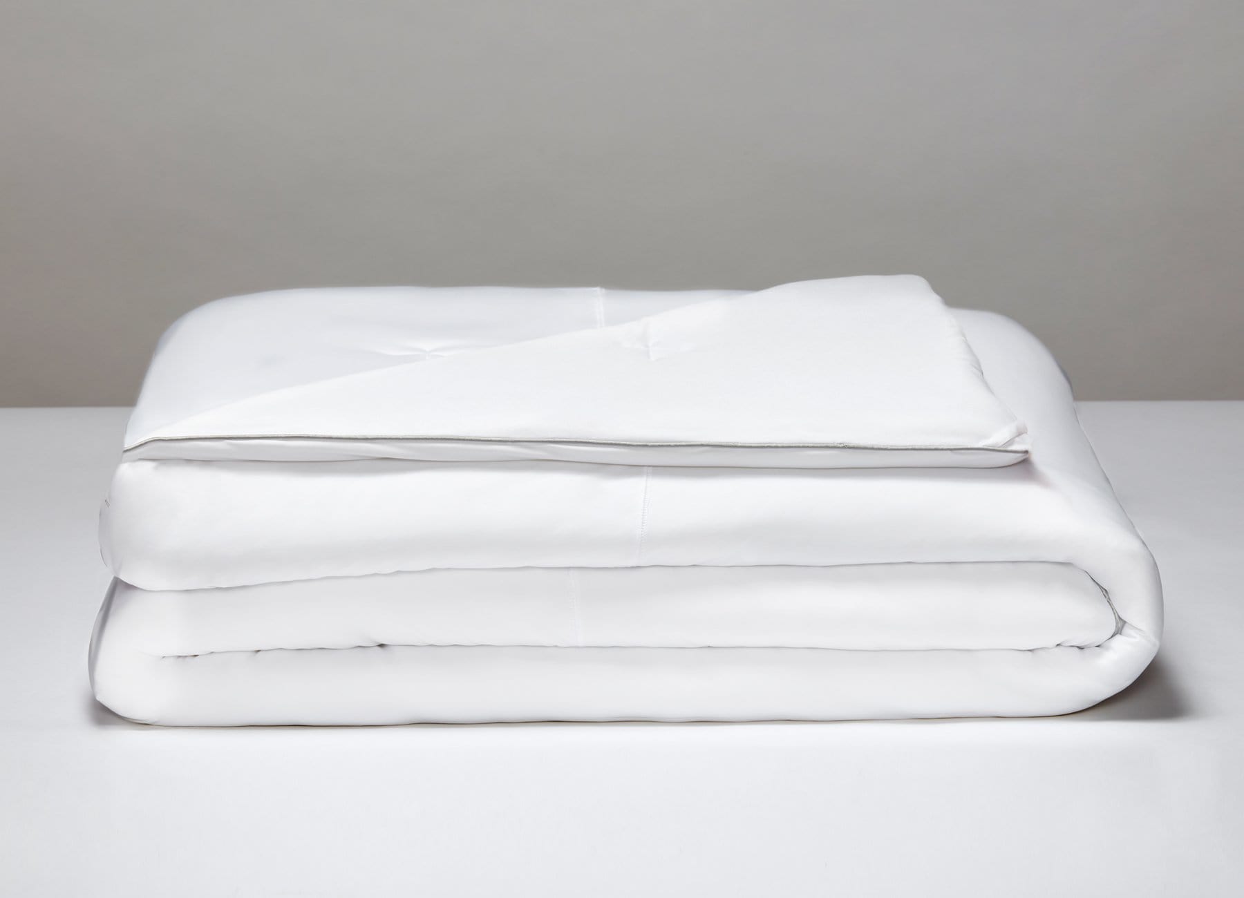 Great Bay Home Ultra-Soft Solid Performance Fabric Sheet Set (Queen, Alpine White)