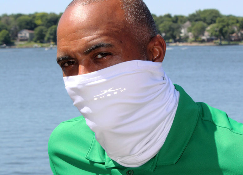 Model wearing SHEEX Gaiter in Bright White #choose-your-color_bright-white