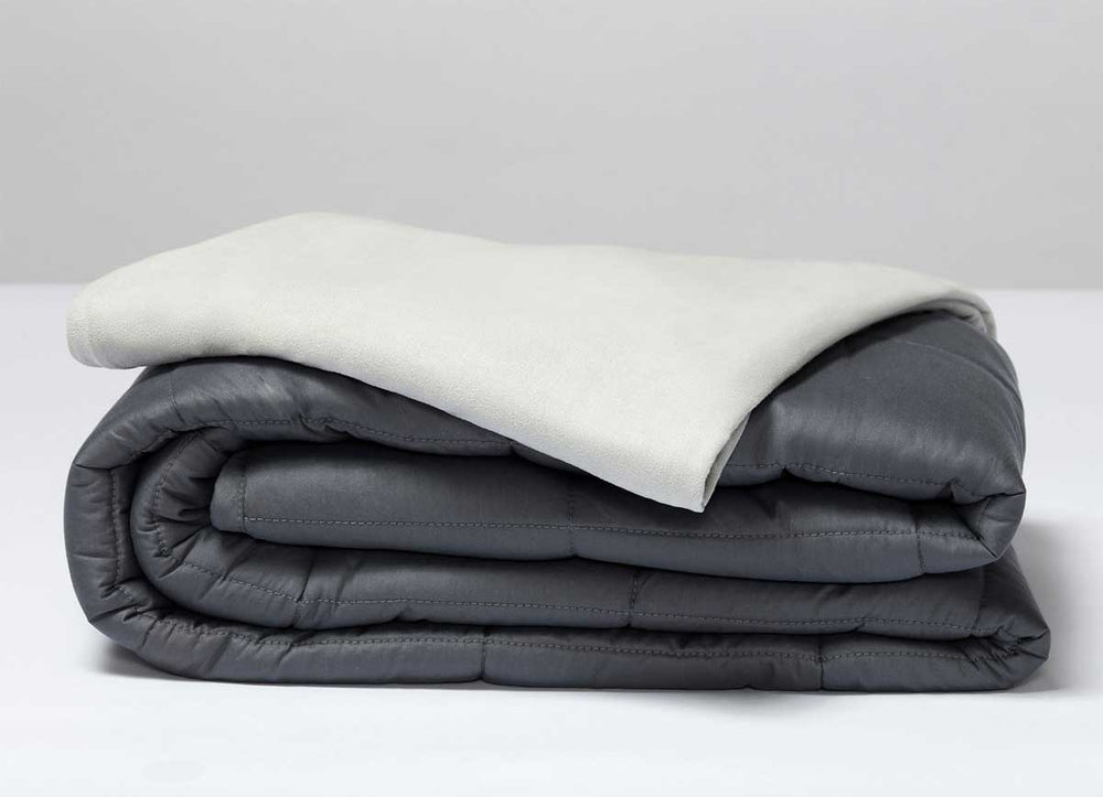 SHEEX CALM + COOL Weighted Blanket inner and outer layers in stack